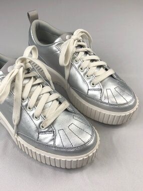Sorel Caribou Platform Silver Leather Women's Size 9 Walking Casual Dress Shoes